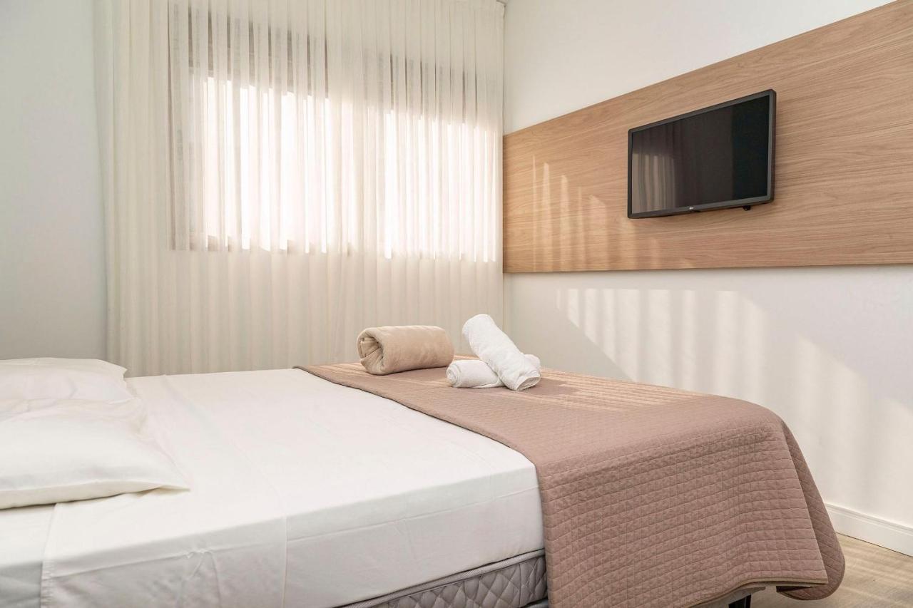 Punta Blu 102-7 - Apartamento De Alto Padrao Em Condominio Exclusivo, Quadra Poliesportiva - Piscina - Portaria 24H. Бомбиньяс Экстерьер фото
